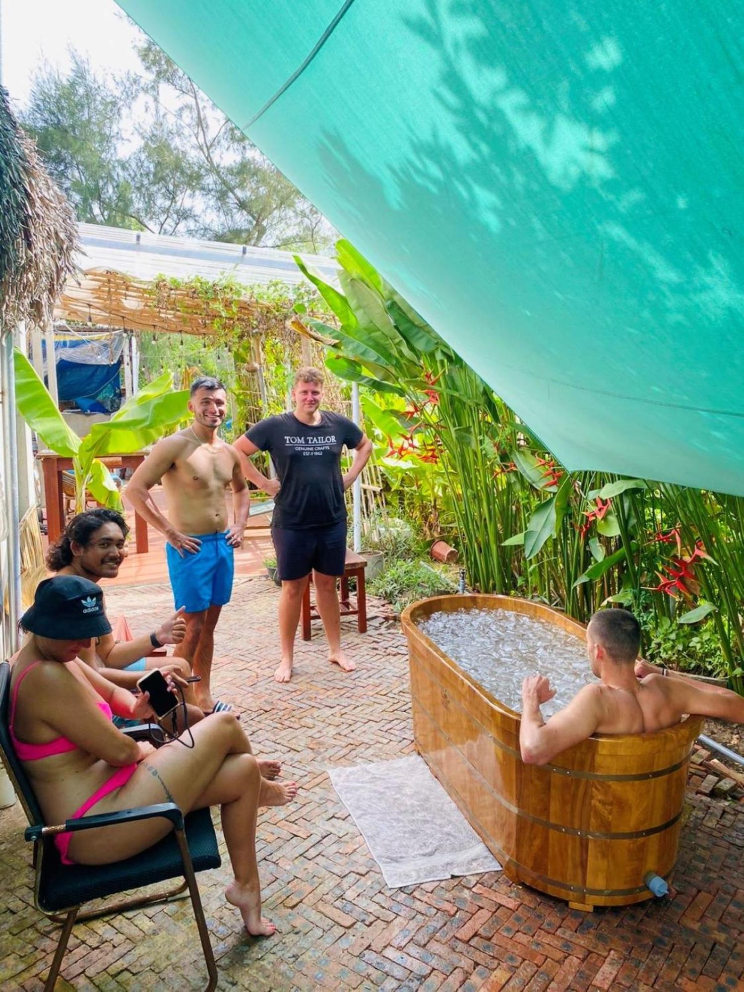 Wanderlust - Beach Side Hoi An An Bàn エクステリア 写真